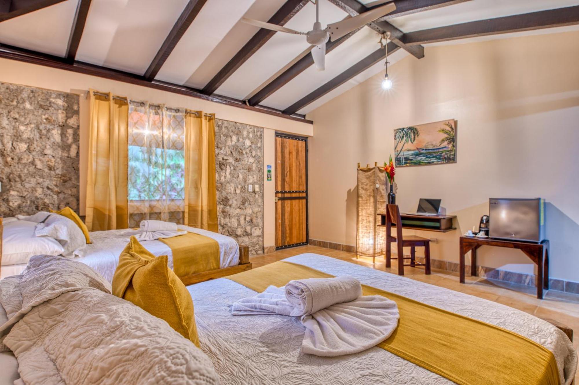 Atlantida Lodge カウイータ エクステリア 写真