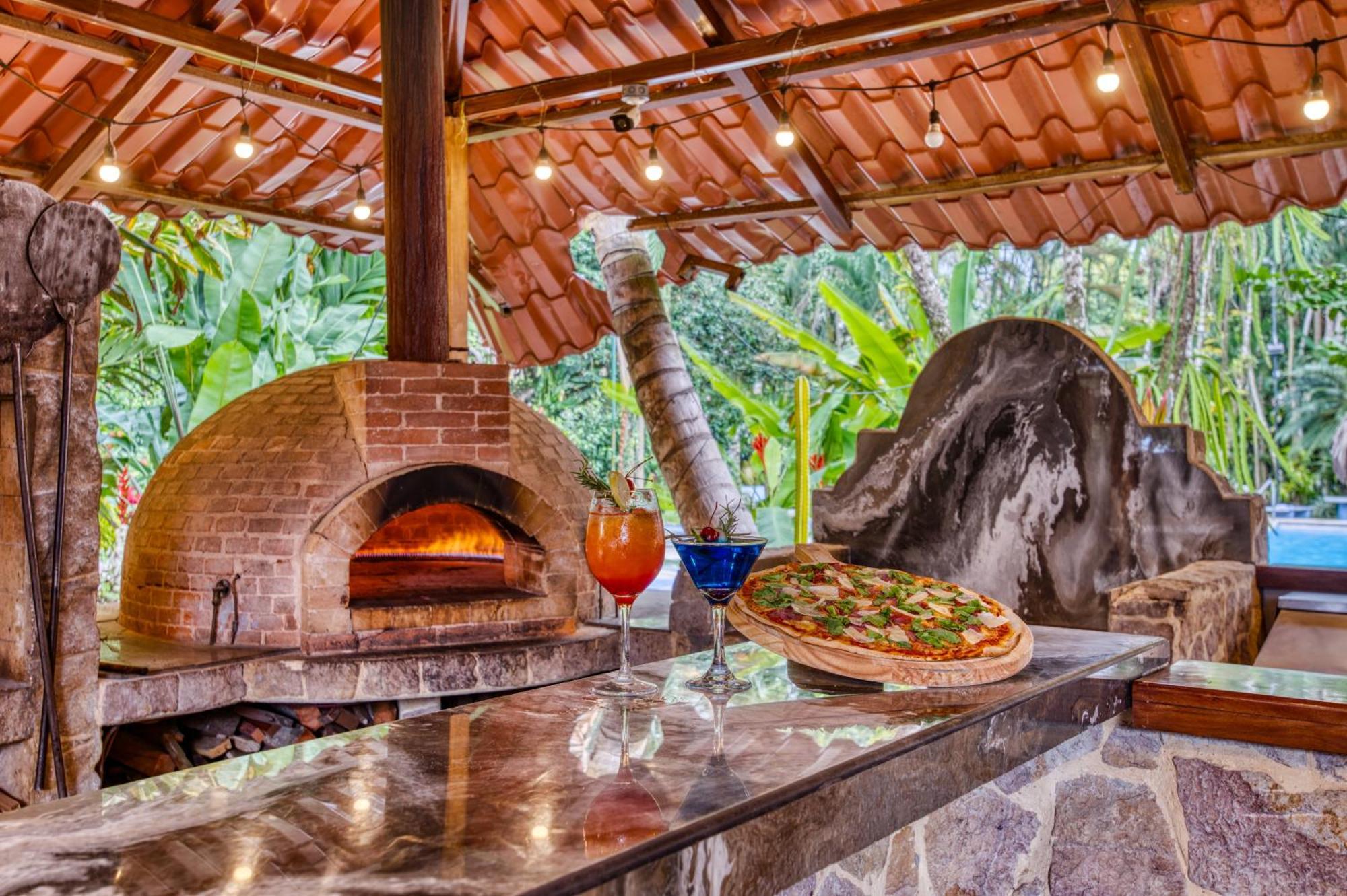 Atlantida Lodge カウイータ エクステリア 写真