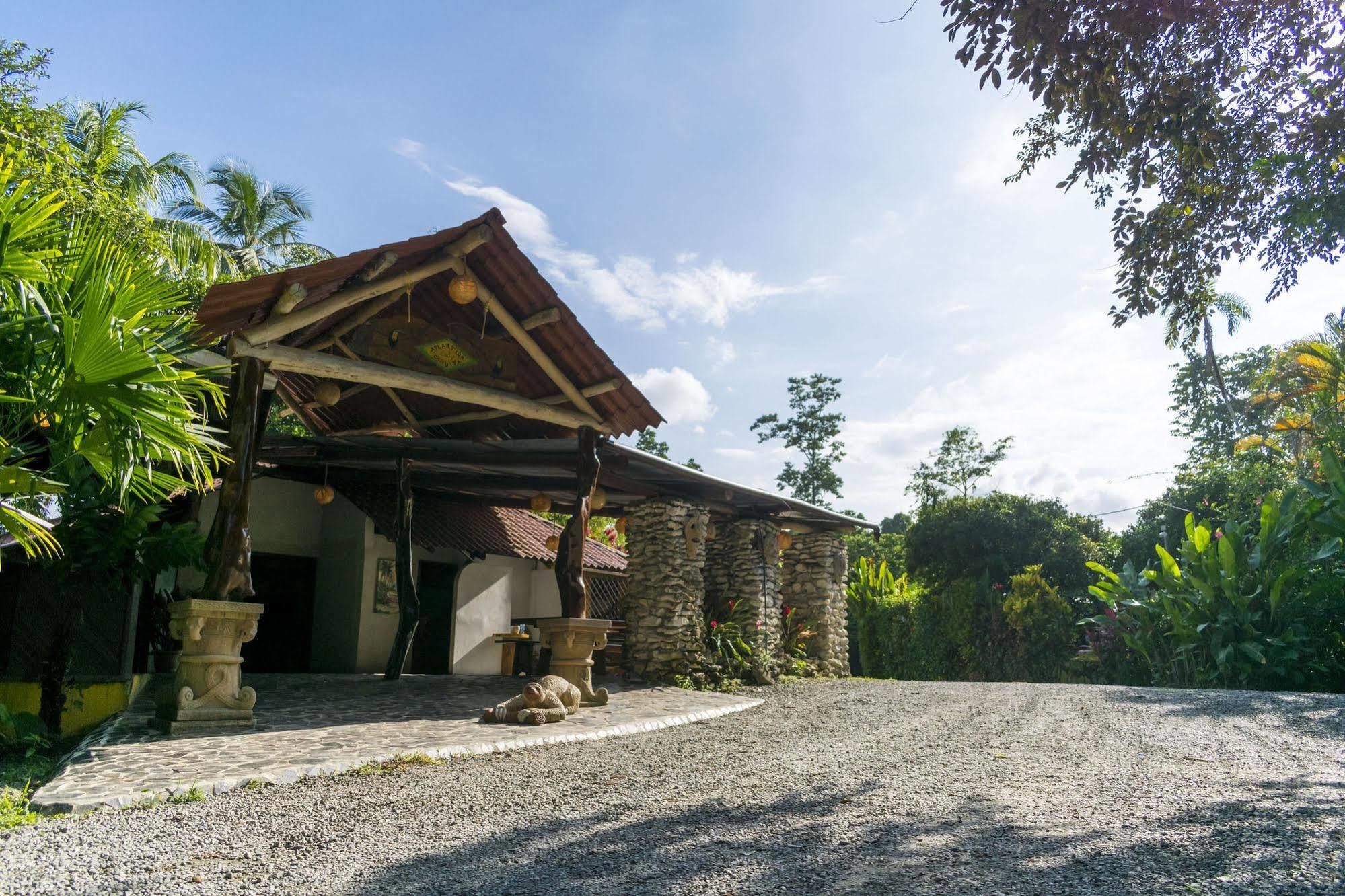 Atlantida Lodge カウイータ エクステリア 写真
